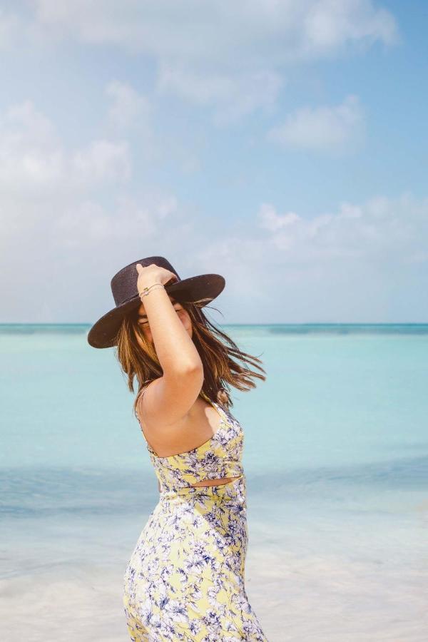 Ixchel Beach Hotel Isla Mujeres Extérieur photo